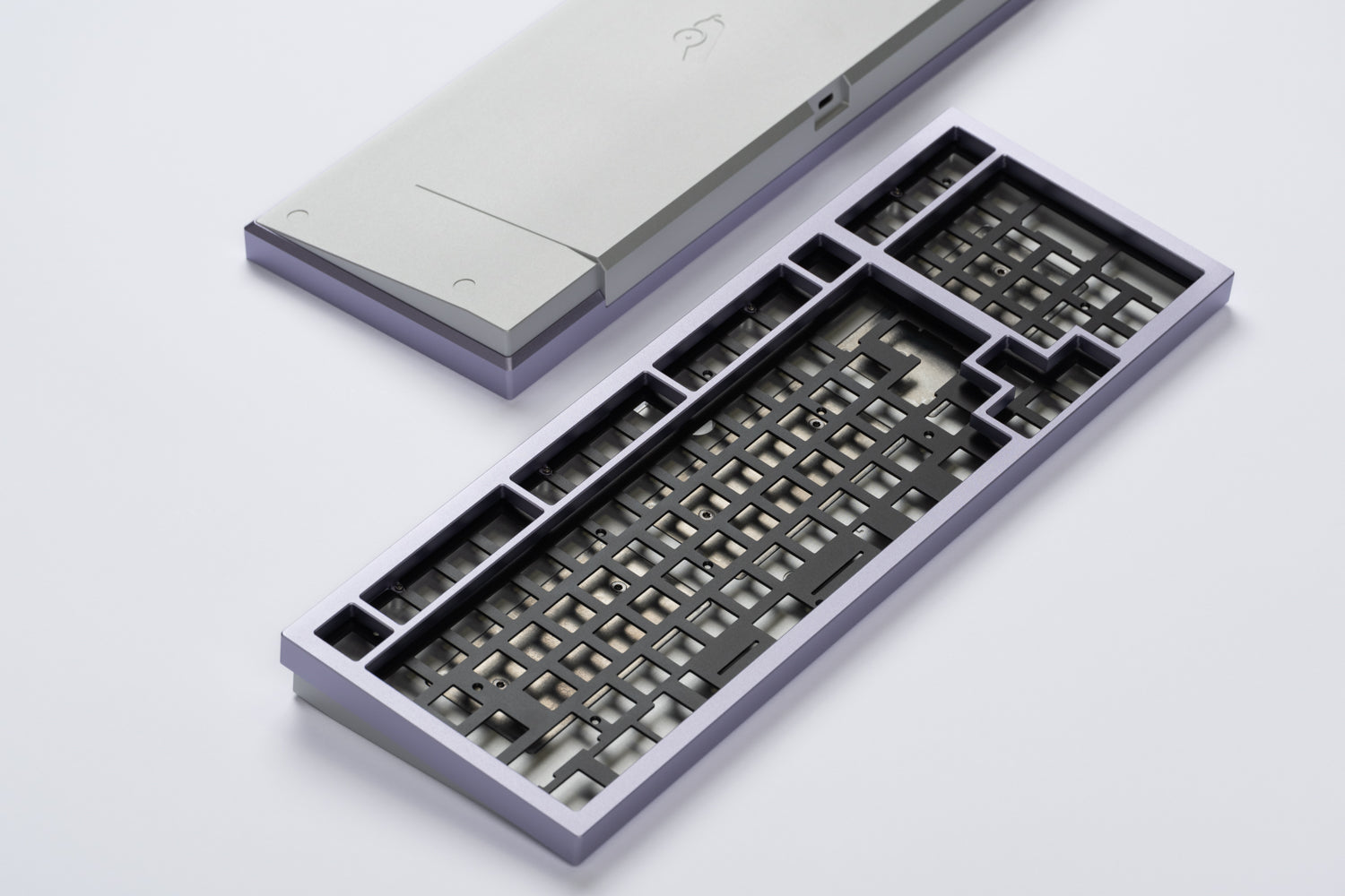Brutal V2 1800 Keyboard in purple case finish and black alu plate